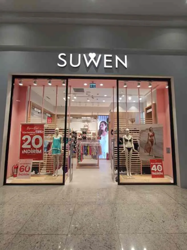 Suwen, 175. mağazasını İstanbul IGA Havalimanı