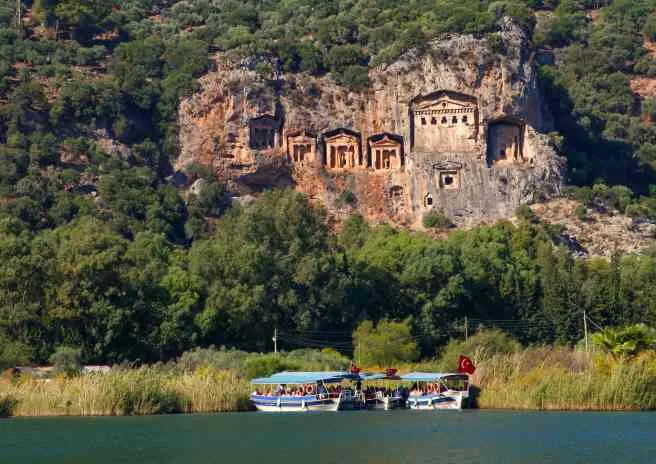 Kültür turizmine 6,9 milyar dolar harcıyoruz