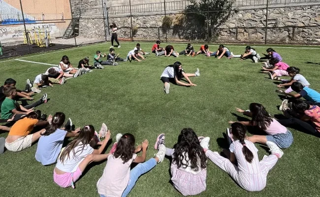 Team Paribu, çocukların spor malzemesi ihtiyaçlarına destek olmak için Tunceli’deydi