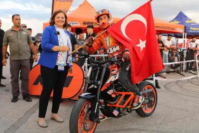 NG Afyon Motofest 70 bin kişiye coşkulu açılış yaptı