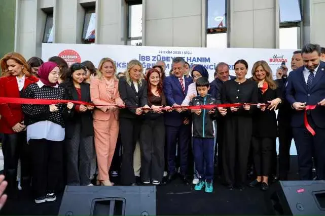 İBB, 16. yurdunu açtı | Zübeyde Hanım Kız Öğrenci Yurdu hizmete girdi